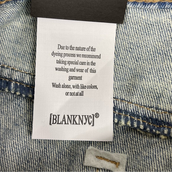 Blank NYC The Madison Crop High Rise New Size 24 - Picture 9 of 10